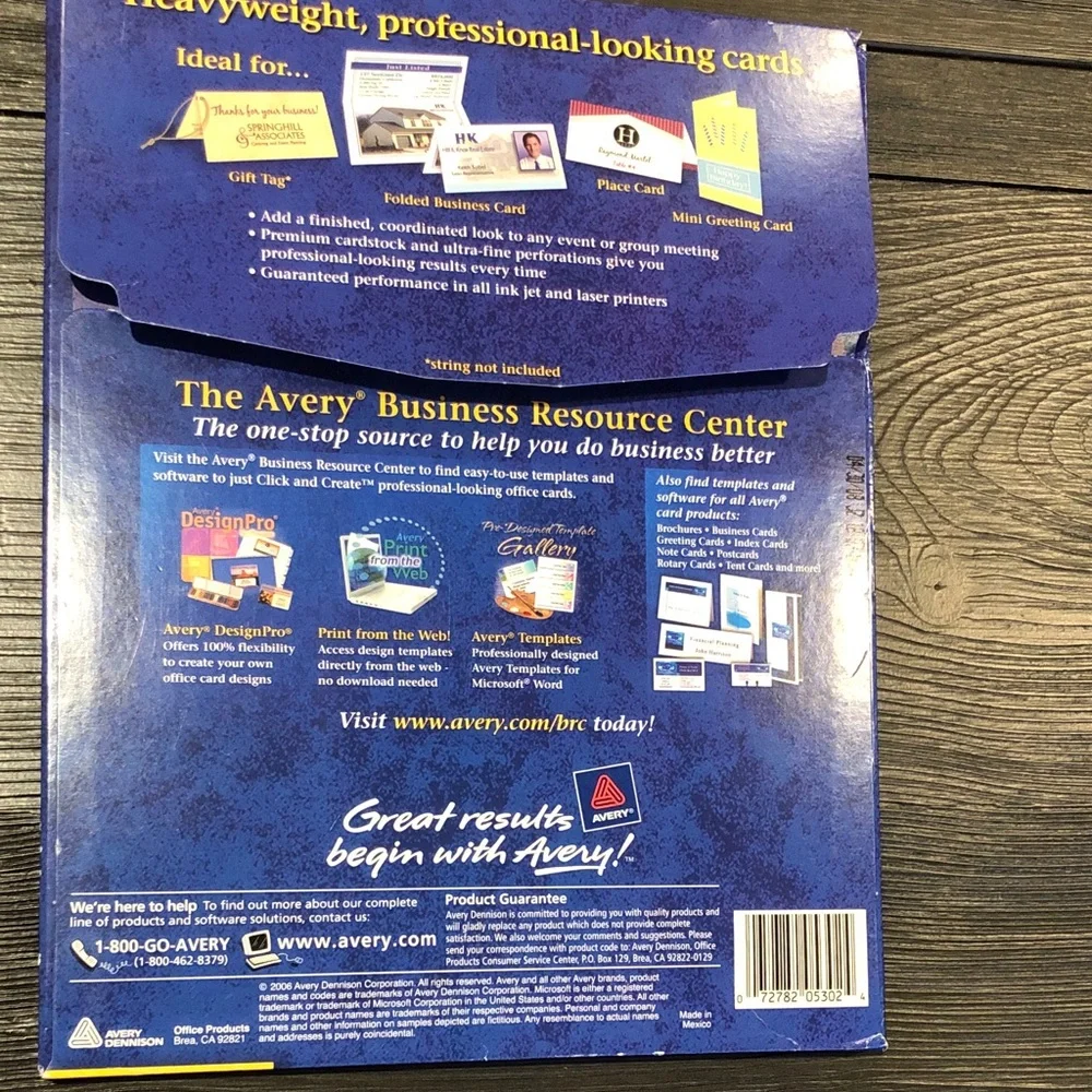 Avery Small Tent Cards